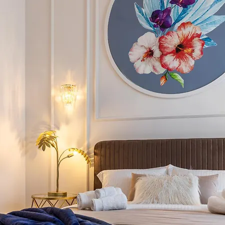 Old Town Luxury With Balcony Appartement