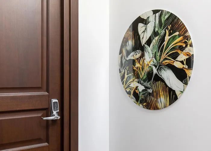 Lejlighed Old Town Luxury With Balcony Bukarest