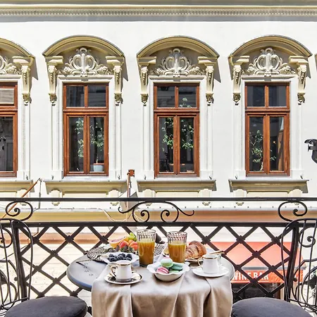 公寓 Old Town Luxury With Balcony 布加勒斯特