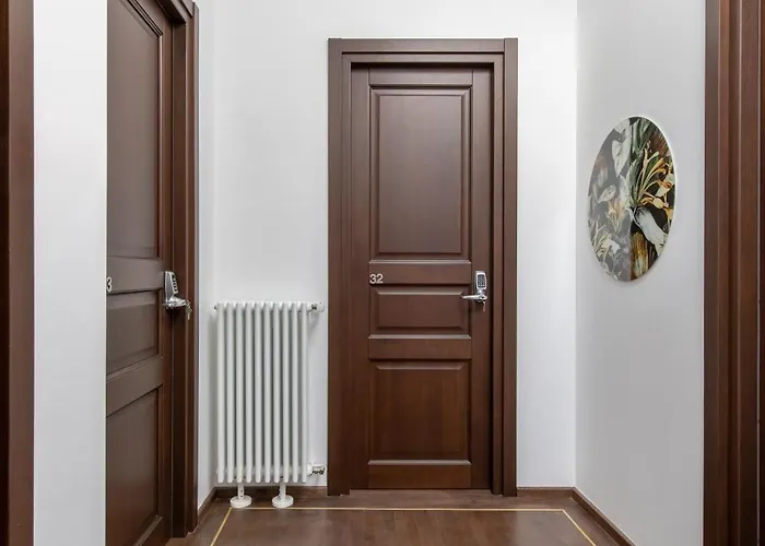 Old Town Luxury With Balcony Apartamento