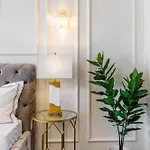 Old Town Luxury With Balcony Bukarest