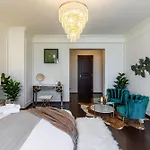 Old Town Luxury With Balcony Lägenhet *