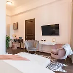 Old Town Luxury With Balcony * Bukarest