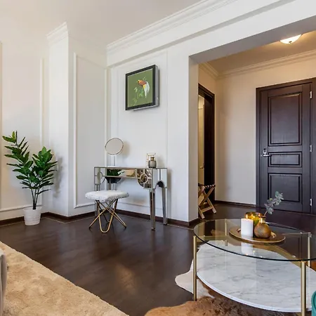 Apartment Old Town Luxury With Balcony Bukarest