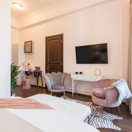 Old Town Luxury With Balcony * Bucarest