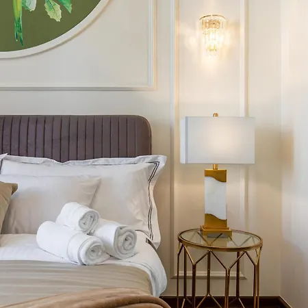 Apartamento Old Town Luxury With Balcony Bucarest