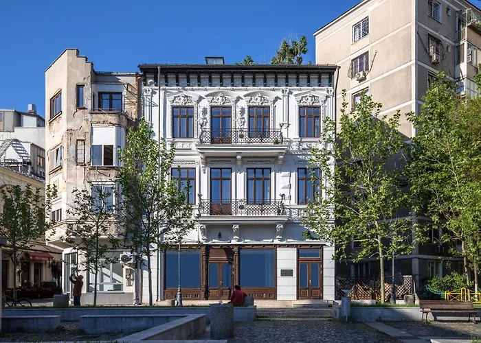 Old Town Luxury With Balcony * Boekarest