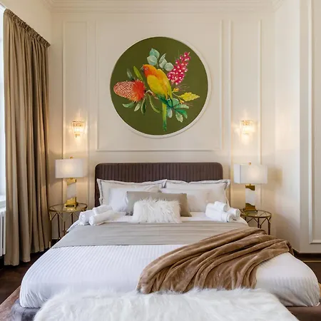 Old Town Luxury With Balcony Apartament